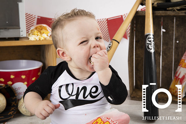 Bébé Smash the cake photographie 1 an pop-corn