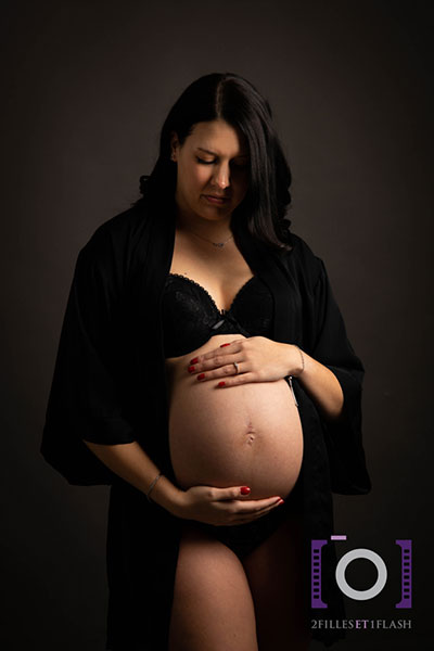 photographe-maternite-lanaudiere-joliette-terrebonne-repentigny-noir-boudoir