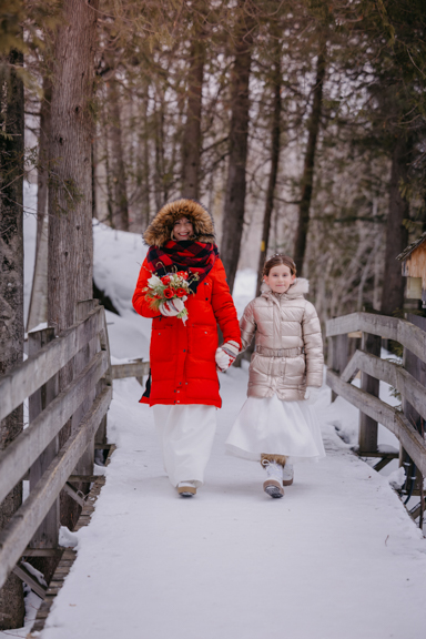 Mariage hiver, le baluchon, photographe de mariage hivernal