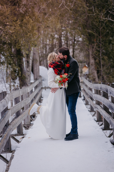 Mariage hiver, le baluchon, photographe de mariage hivernal